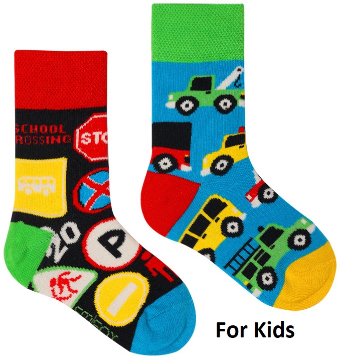 S-I8.3 SOCK2461-005 Socks Size 33-38 Cars For Kids